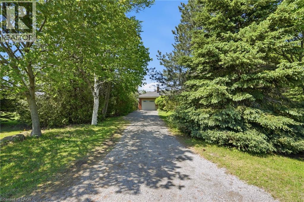 1961 Centre Road, Hamilton, Ontario  L9N 2Z7 - Photo 38 - 40832841