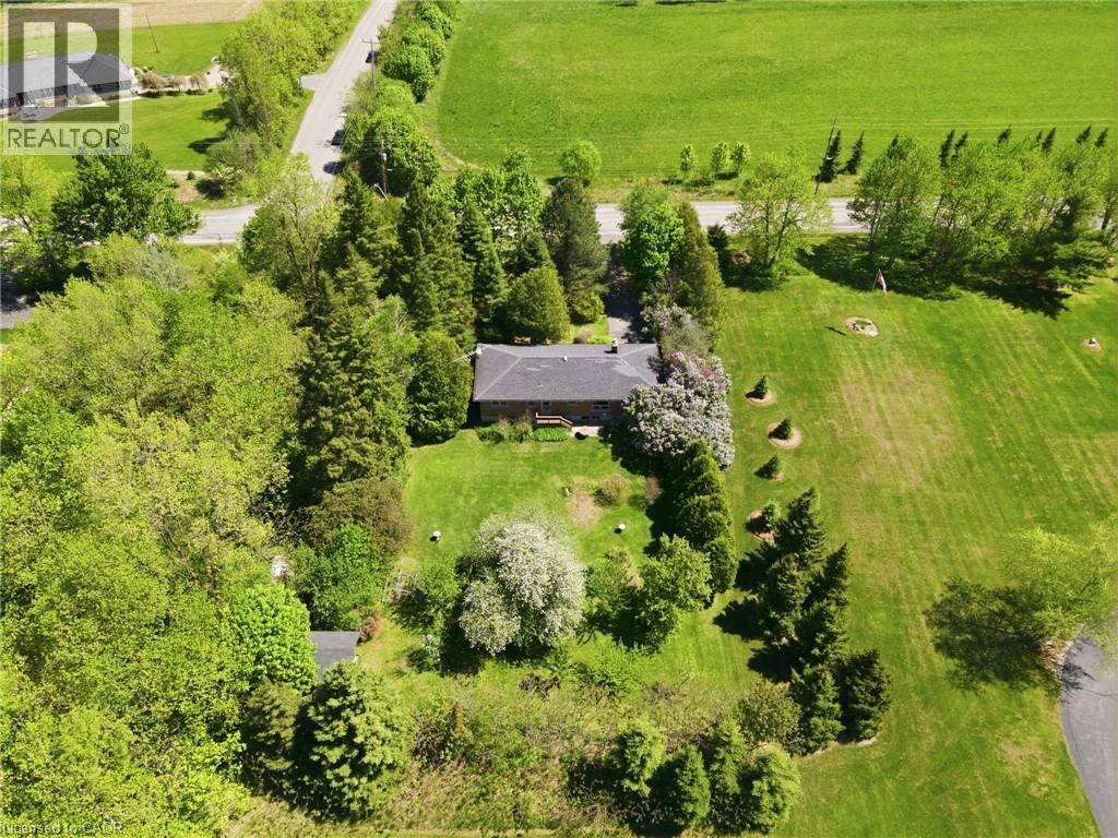 1961 Centre Road, Hamilton, Ontario  L9N 2Z7 - Photo 3 - 40832841