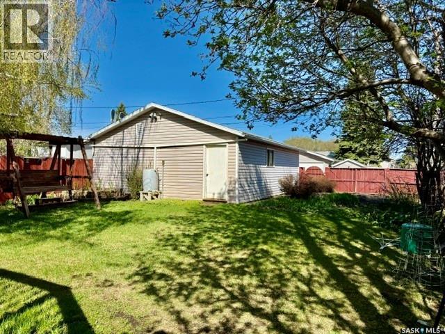 208 12th Street, Humboldt, Saskatchewan  S0K 2A0 - Photo 42 - SK037154