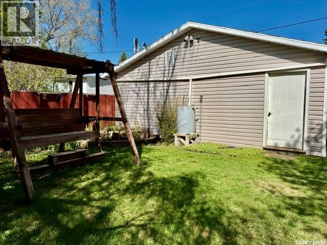 208 12th Street, Humboldt, Saskatchewan  S0K 2A0 - Photo 46 - SK037154