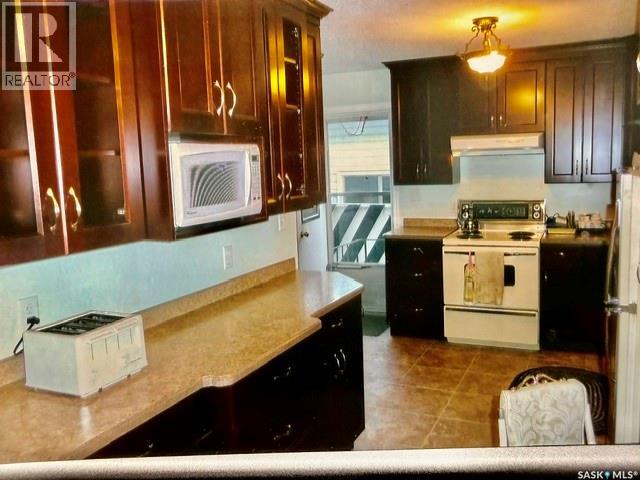 208 12th Street, Humboldt, Saskatchewan  S0K 2A0 - Photo 11 - SK037154
