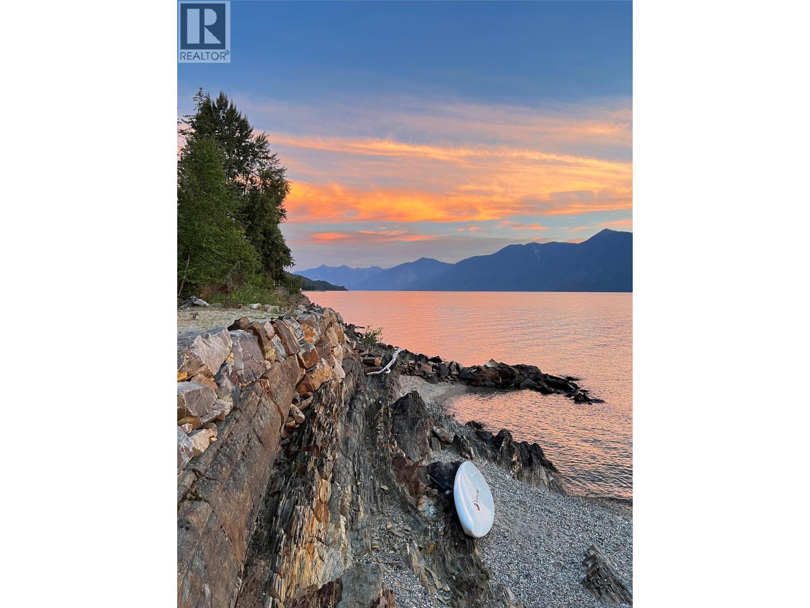 13679 LARCH Road, Gray Creek, British Columbia