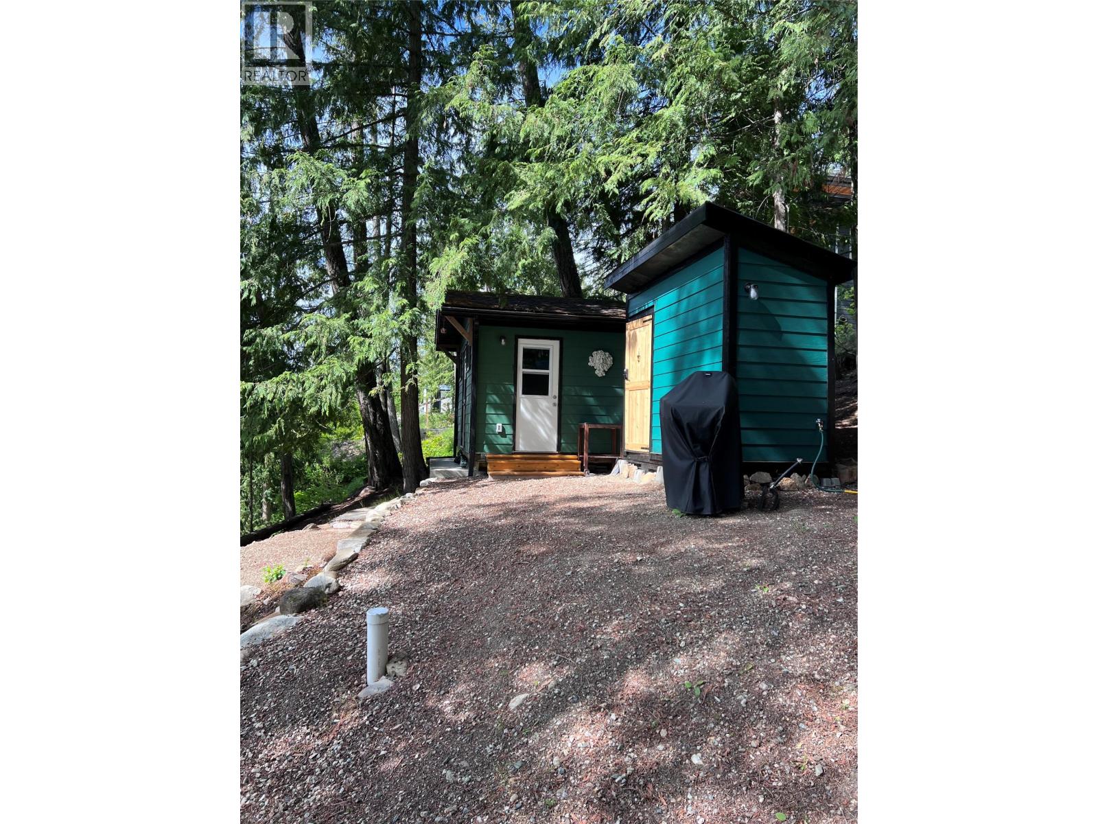 13679 Larch Road, Gray Creek, British Columbia V0B 1S0 - Photo 16 - 10387057