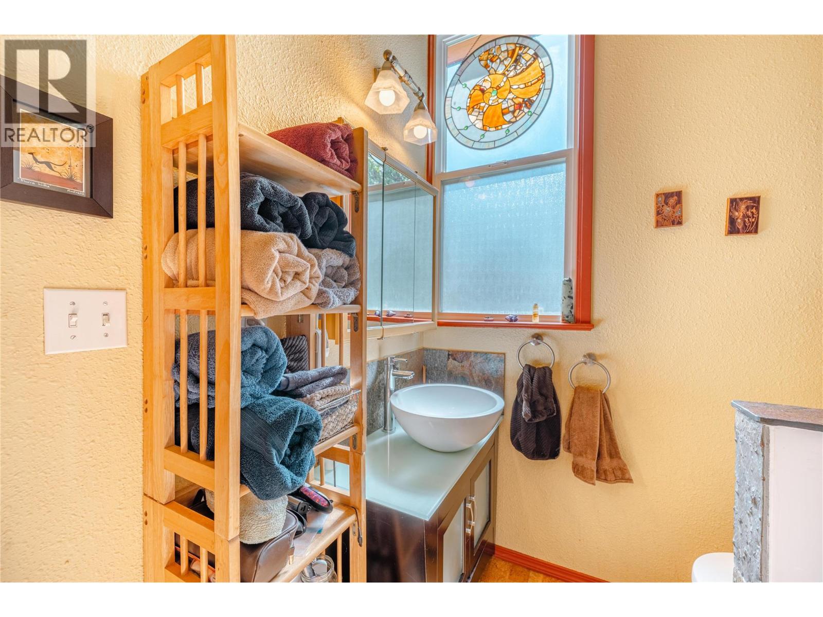 1105 Oscar Street, Revelstoke, British Columbia  V0E 2S0 - Photo 18 - 10388915