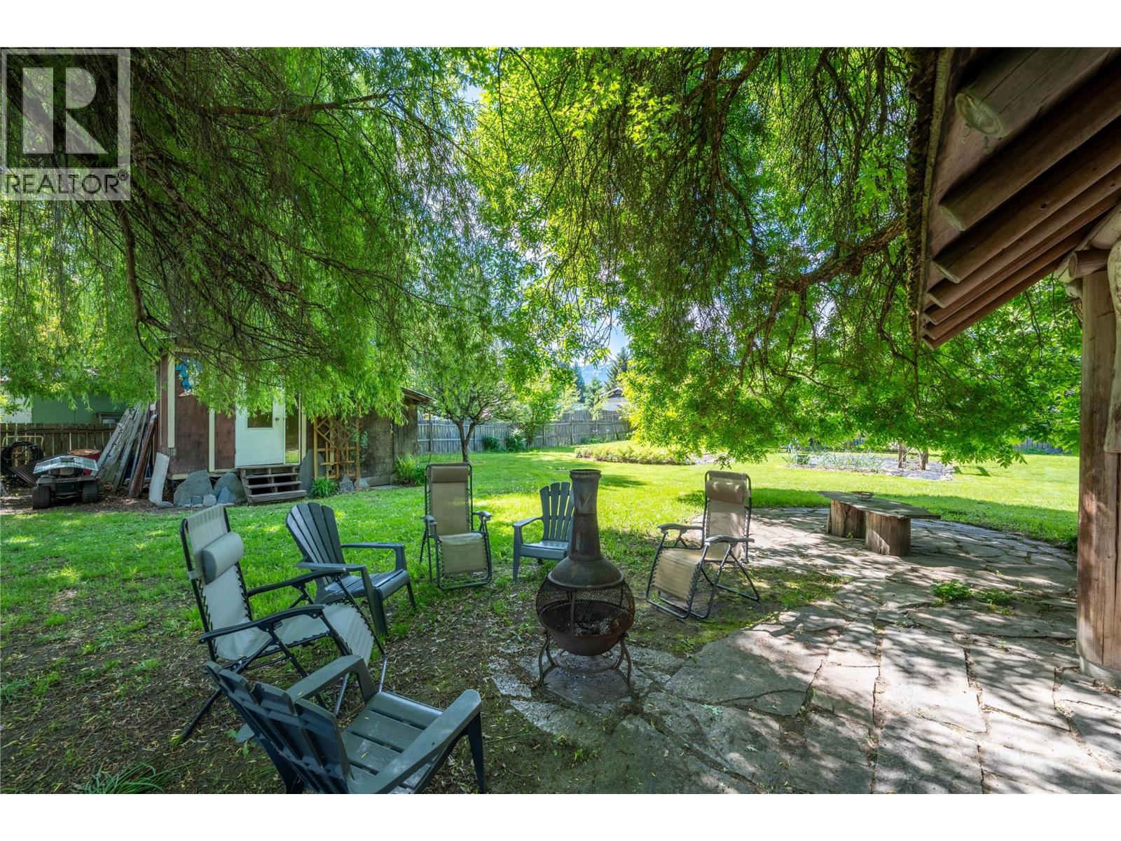 1105 Oscar Street, Revelstoke, British Columbia  V0E 2S0 - Photo 37 - 10388915