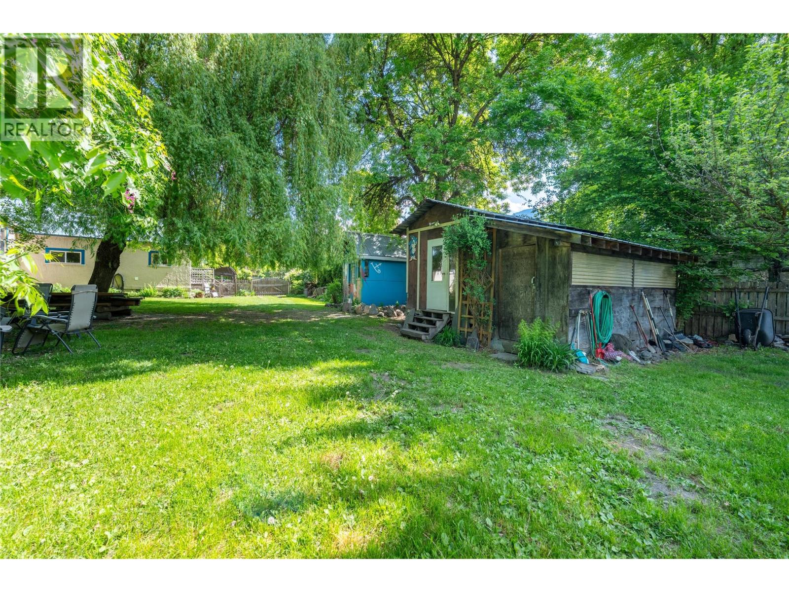 1105 Oscar Street, Revelstoke, British Columbia  V0E 2S0 - Photo 42 - 10388915