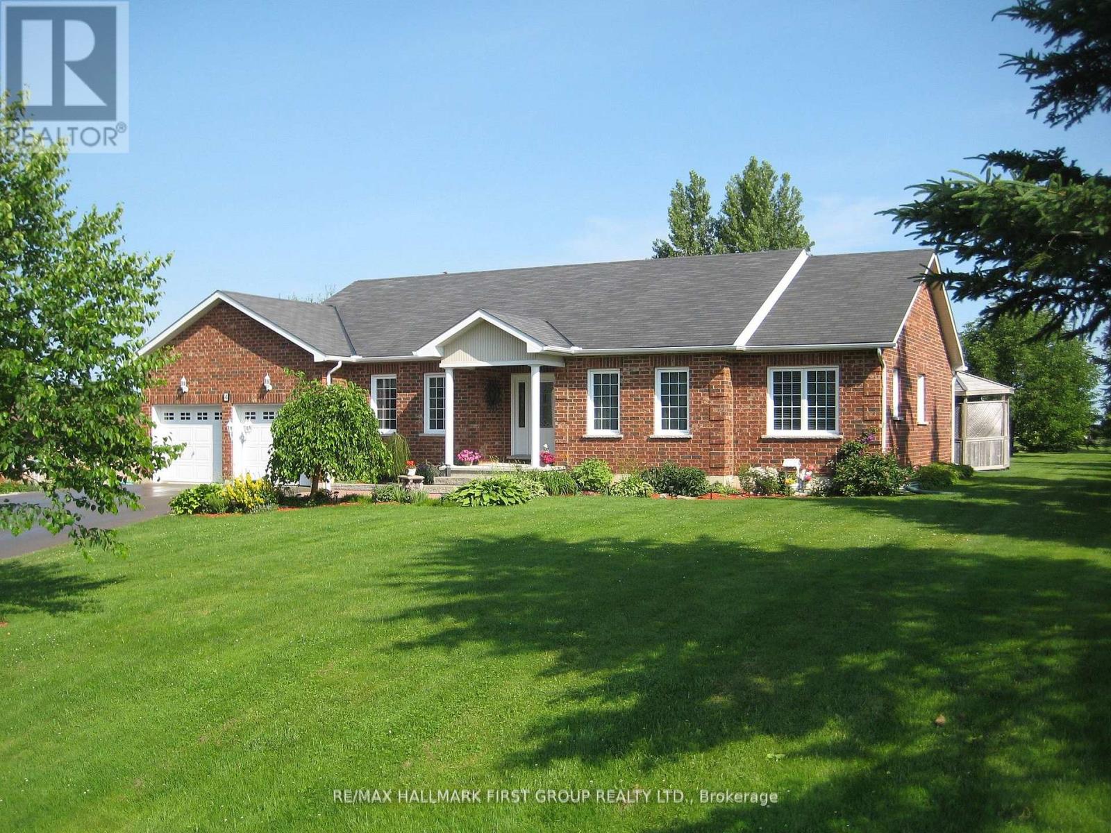 4 BLUEWATER AVENUE, Kawartha Lakes, Ontario