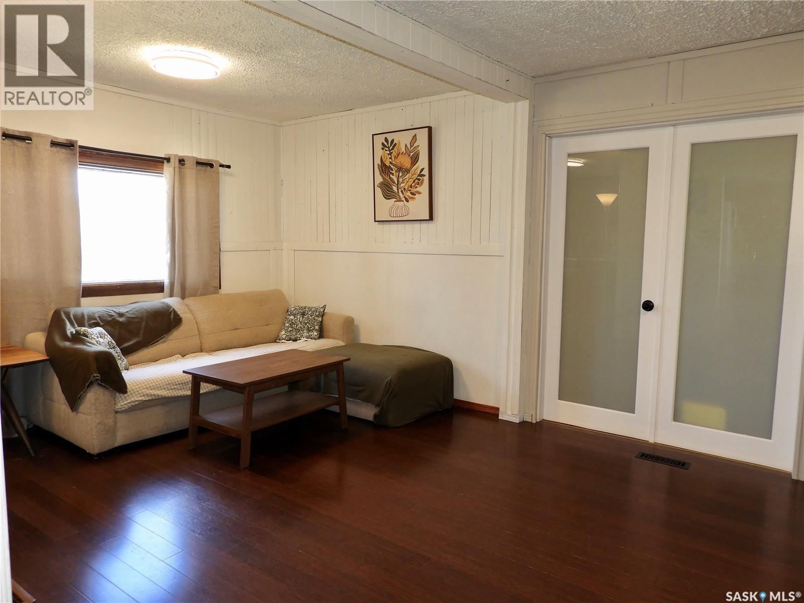 109 Windsor Avenue, Hague, Saskatchewan  S0K 1X0 - Photo 2 - SK037065