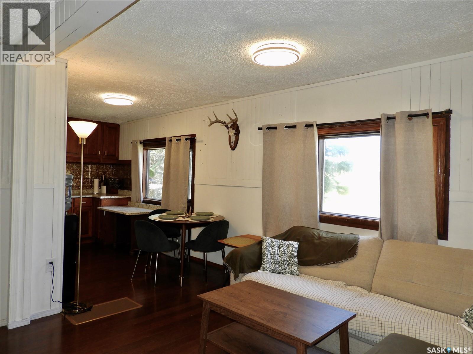 109 Windsor Avenue, Hague, Saskatchewan  S0K 1X0 - Photo 3 - SK037065