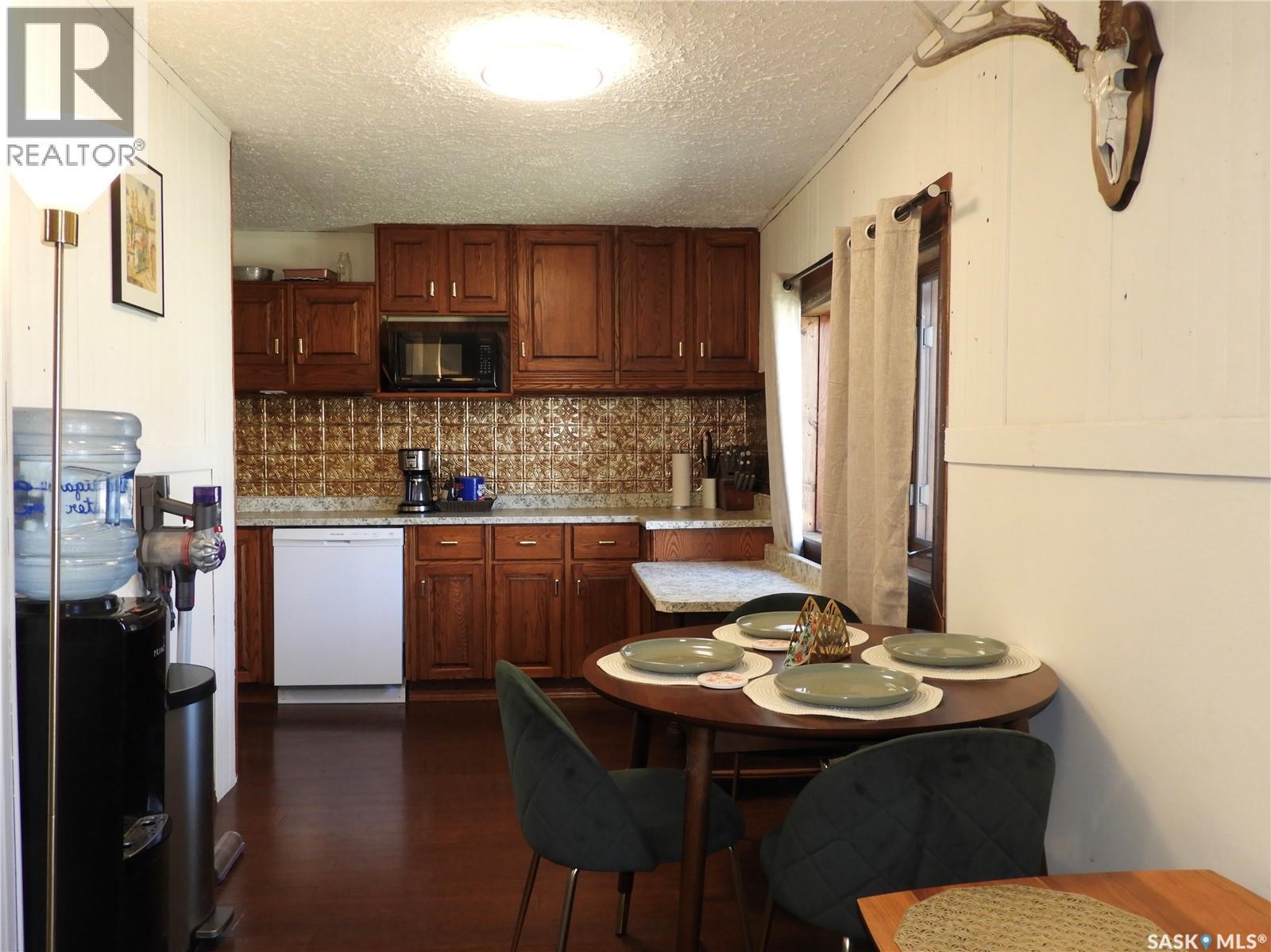 109 Windsor Avenue, Hague, Saskatchewan  S0K 1X0 - Photo 4 - SK037065
