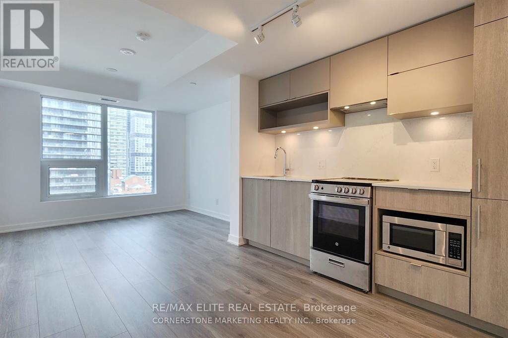 1815 - 100 Queen Street E, Toronto, Ontario  M5C 0B5 - Photo 2 - C13176432