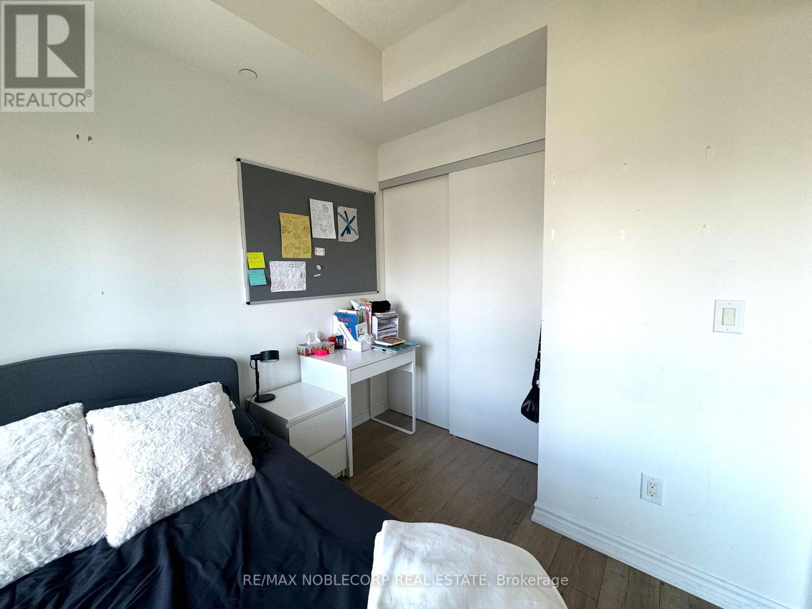 2107 - 159 Dundas Street E, Toronto, Ontario  M5B 0A9 - Photo 11 - C13176560