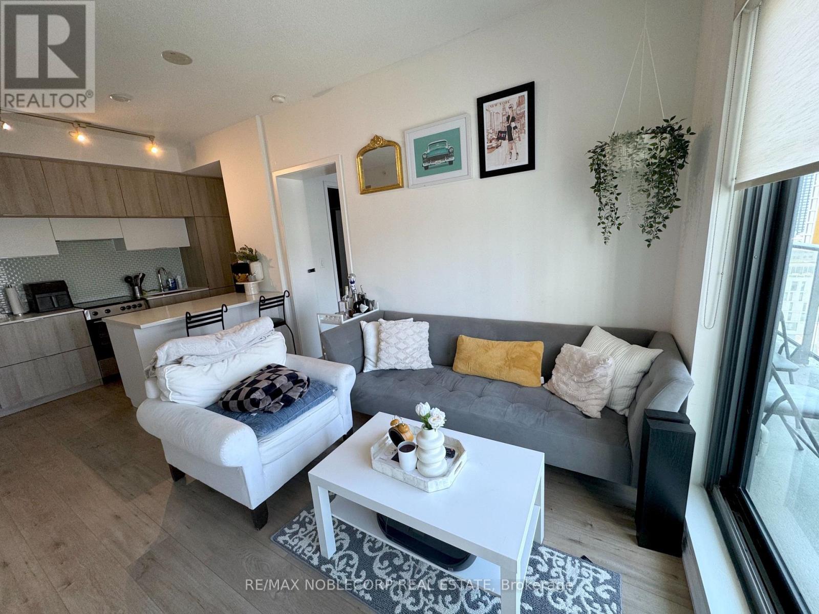 2107 - 159 Dundas Street E, Toronto, Ontario  M5B 0A9 - Photo 6 - C13176560