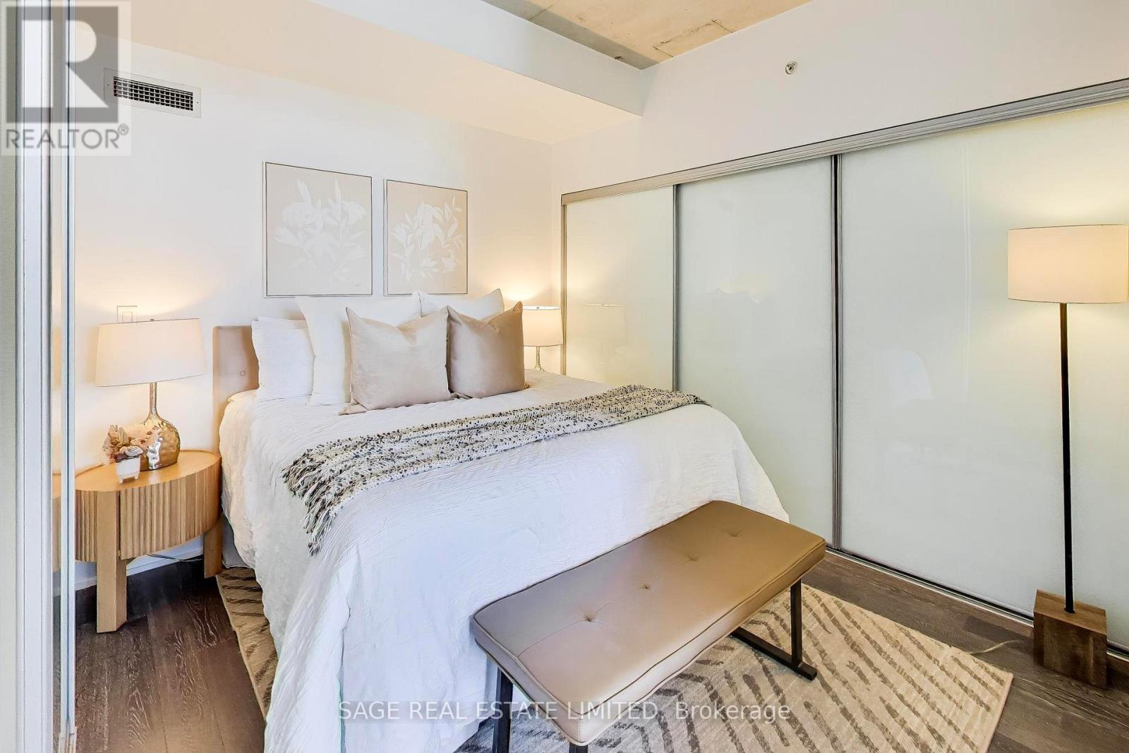 726 - 1190 Dundas Street E, Toronto, Ontario  M4M 0C5 - Photo 12 - E13176444