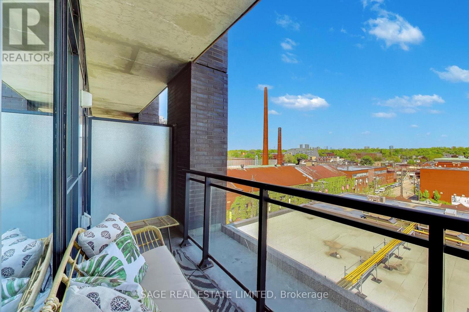 726 - 1190 Dundas Street E, Toronto, Ontario  M4M 0C5 - Photo 18 - E13176444