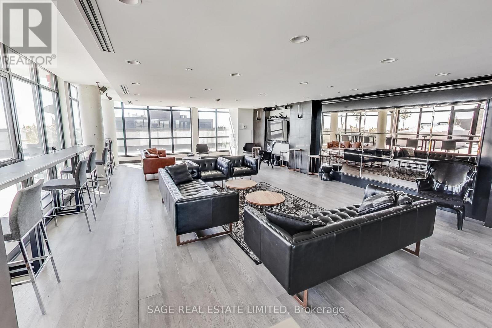 726 - 1190 Dundas Street E, Toronto, Ontario  M4M 0C5 - Photo 21 - E13176444