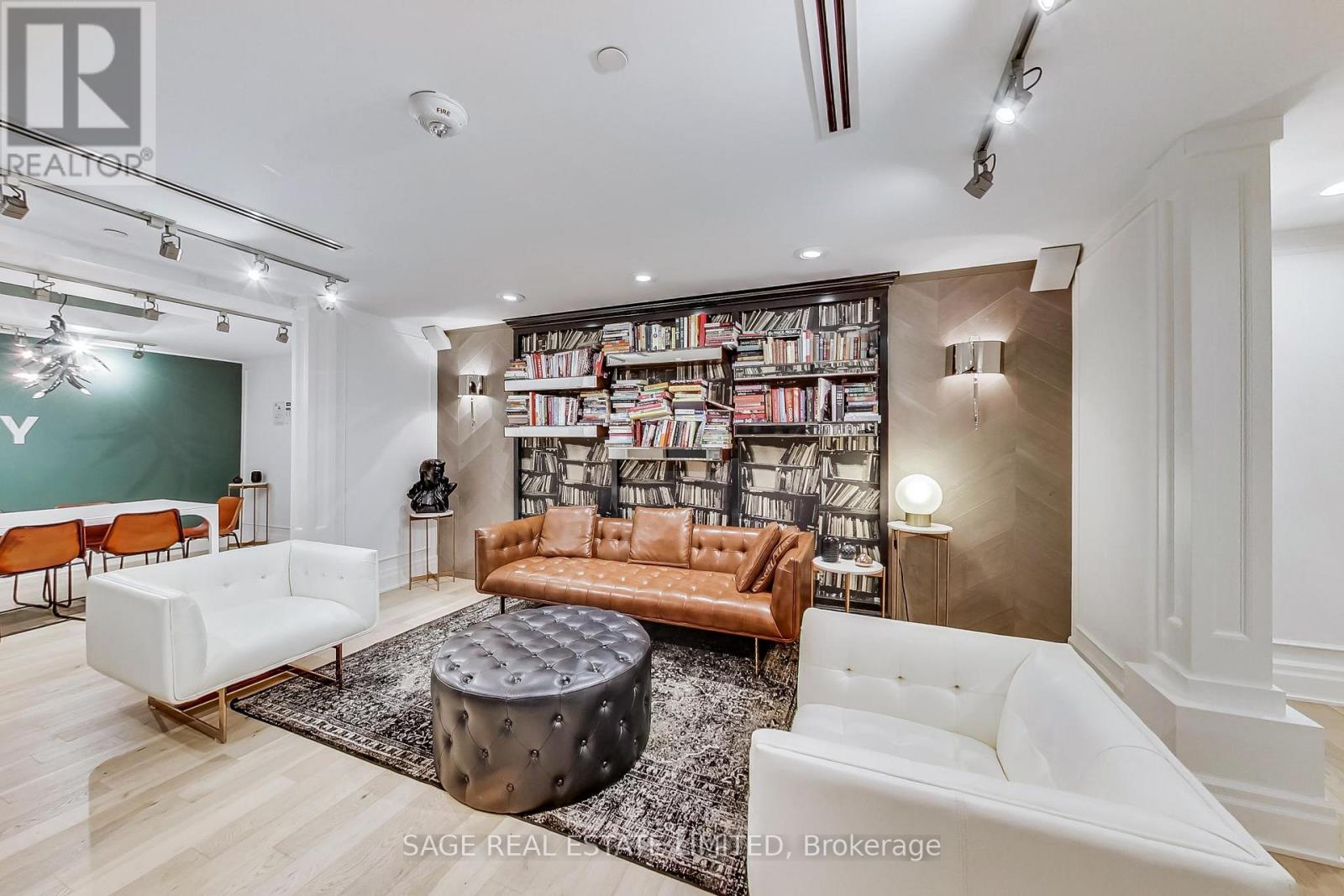 726 - 1190 Dundas Street E, Toronto, Ontario  M4M 0C5 - Photo 24 - E13176444