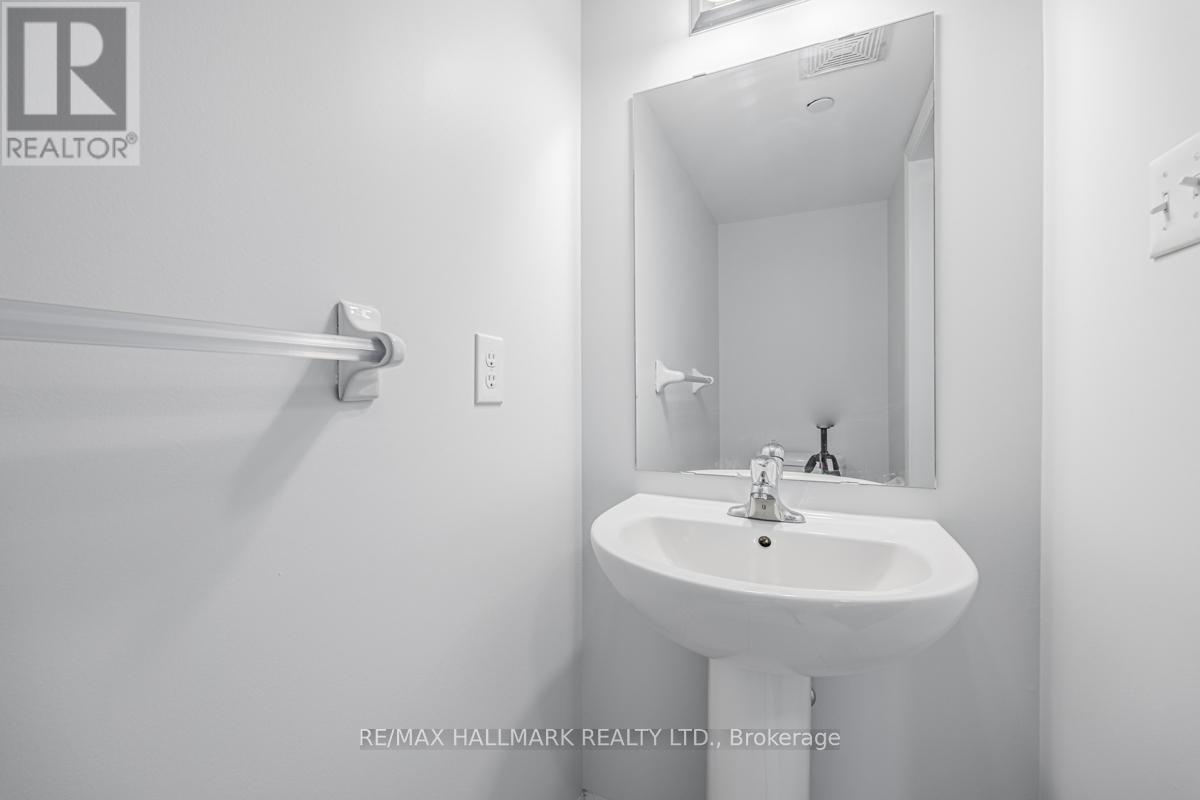 2496 Rosedrop Path, Oshawa, Ontario  L1L 0K6 - Photo 12 - E13176508
