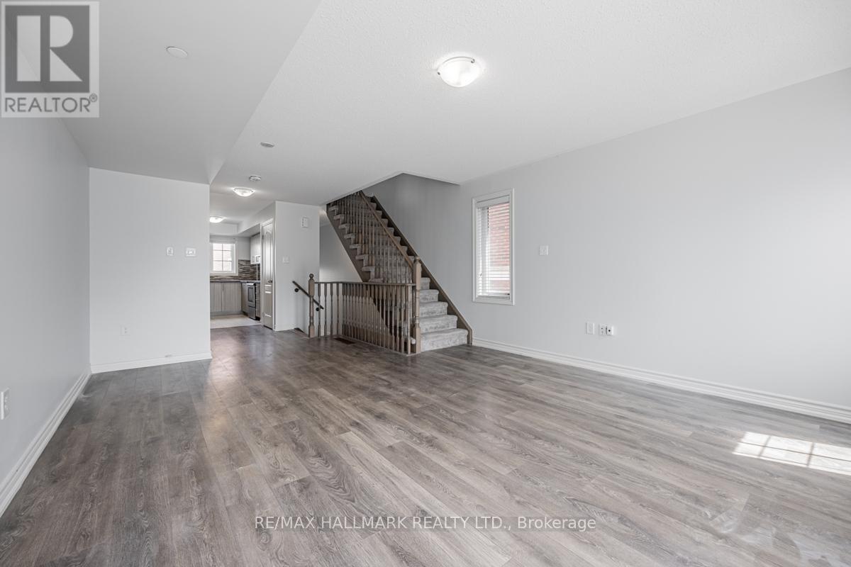 2496 Rosedrop Path, Oshawa, Ontario  L1L 0K6 - Photo 4 - E13176508