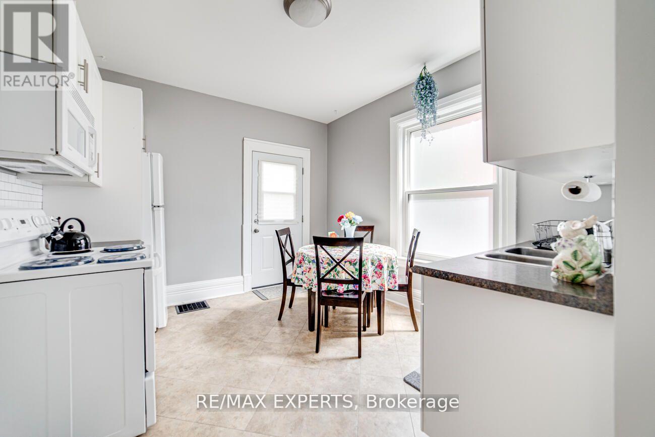 1 - 98 Elgin Street E, Oshawa, Ontario  L1G 1T3 - Photo 11 - E13176510