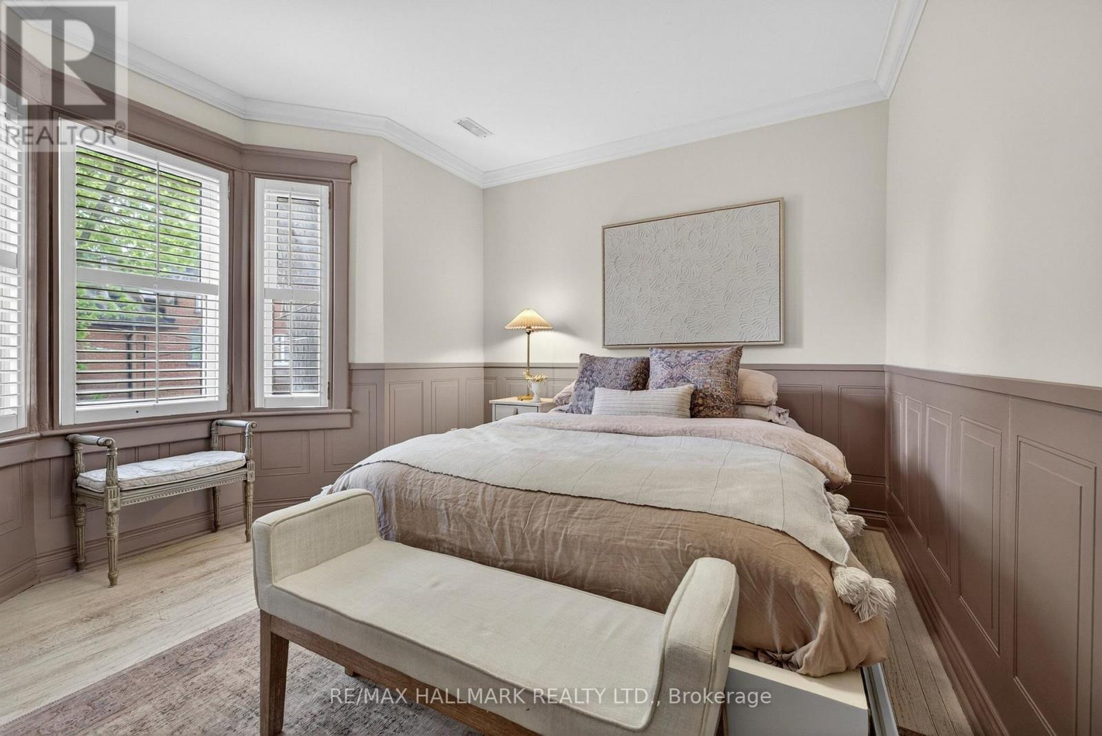75 Tiverton Avenue, Toronto, Ontario  M4M 2M1 - Photo 17 - E13176582