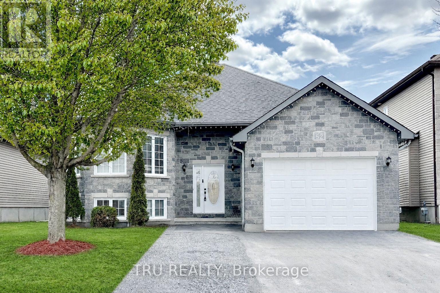 <h3>$758,000</h3><p>52 South Indian Drive, The Nation, Ontario</p>