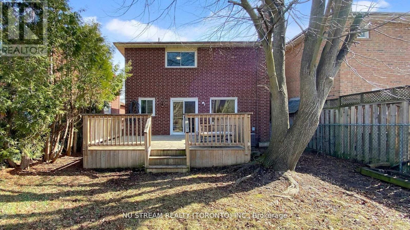 26 Trothen Circle, Markham, Ontario  L3P 4H5 - Photo 47 - N13176522