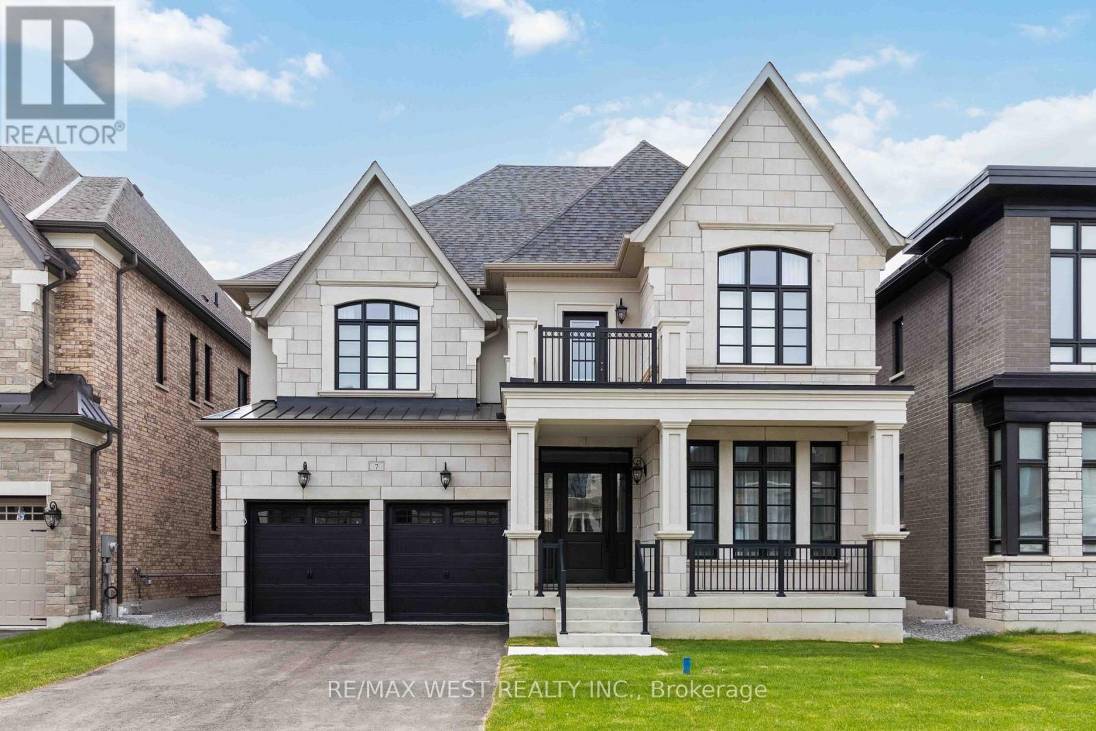 7 Saxby Farm Avenue, King, Ontario  L7B 1K5 - Photo 1 - N13176548