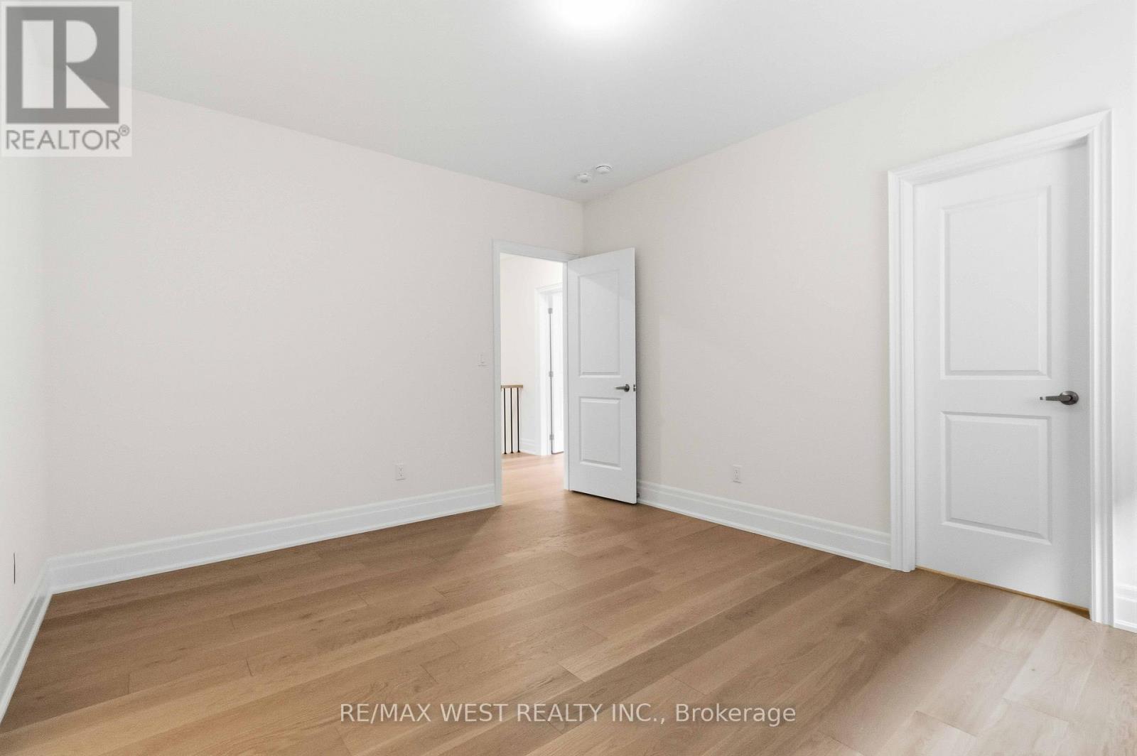 7 Saxby Farm Avenue, King, Ontario  L7B 1K5 - Photo 16 - N13176548