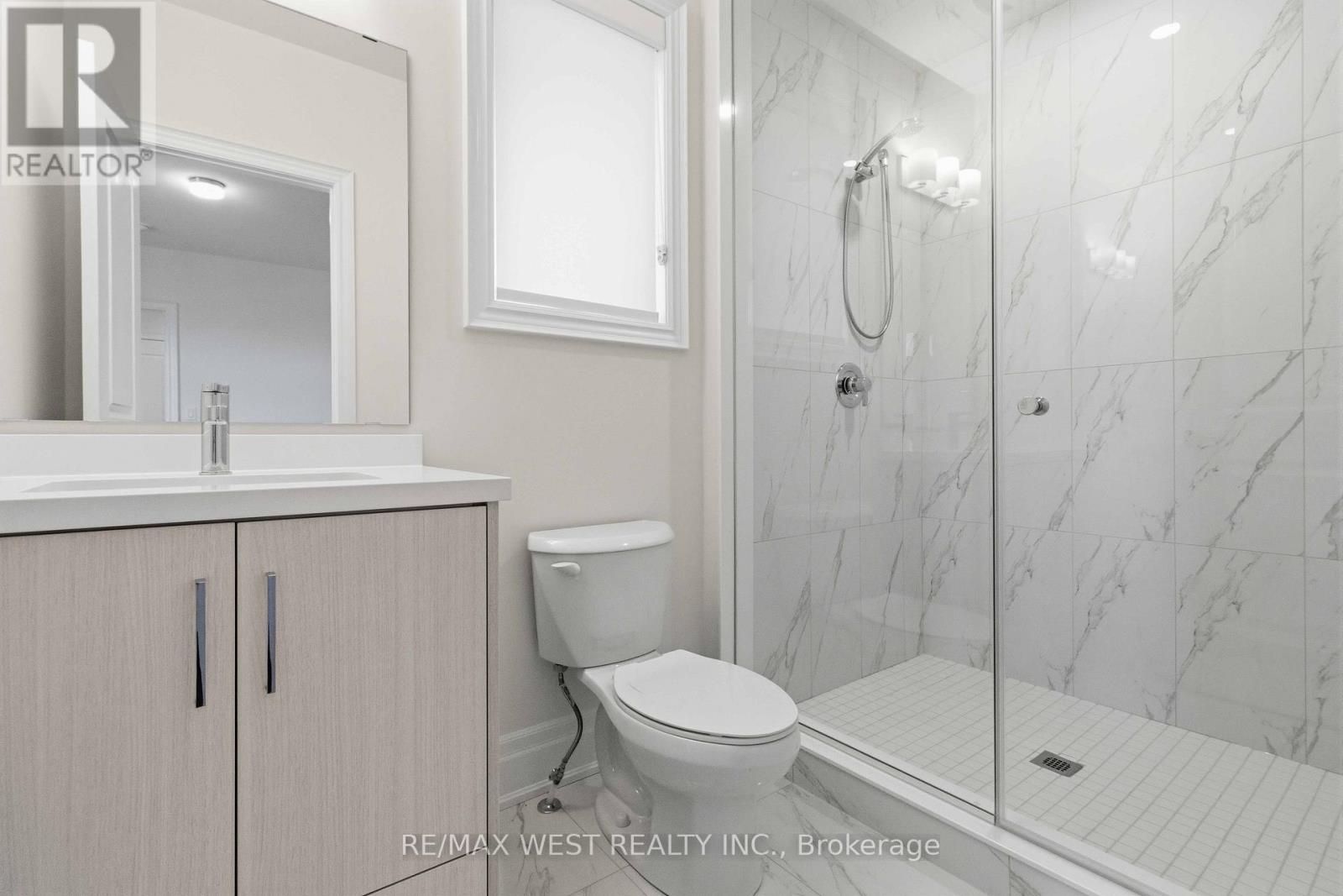 7 Saxby Farm Avenue, King, Ontario  L7B 1K5 - Photo 24 - N13176548
