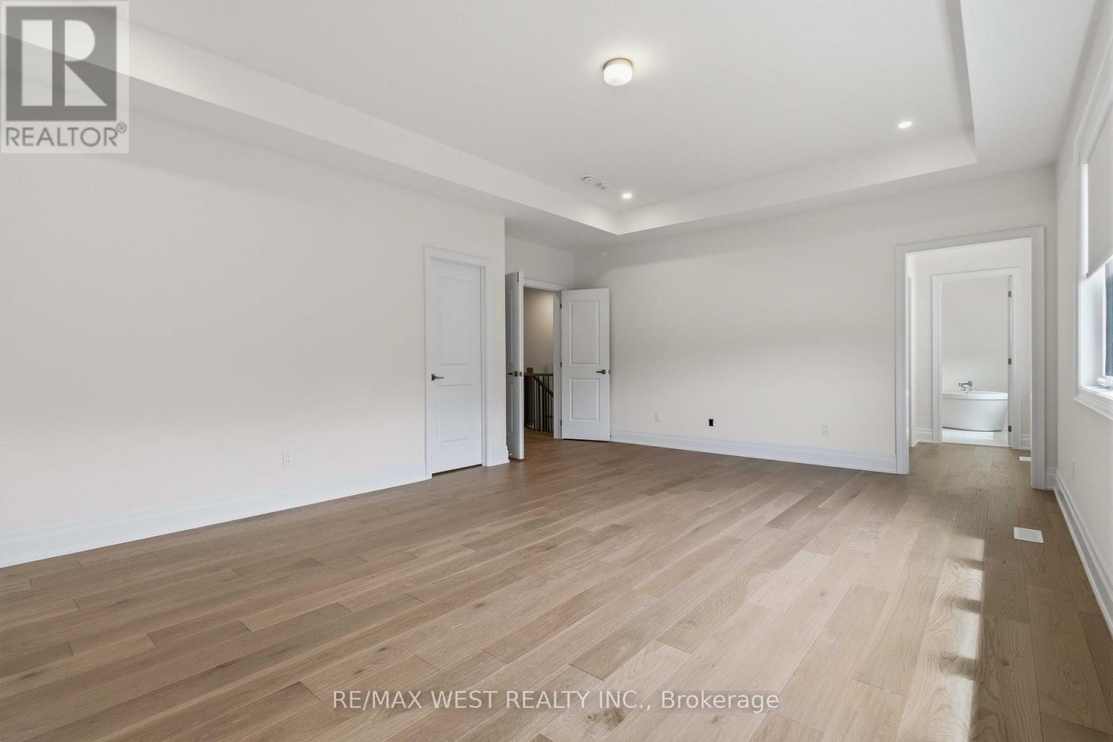 7 Saxby Farm Avenue, King, Ontario  L7B 1K5 - Photo 27 - N13176548