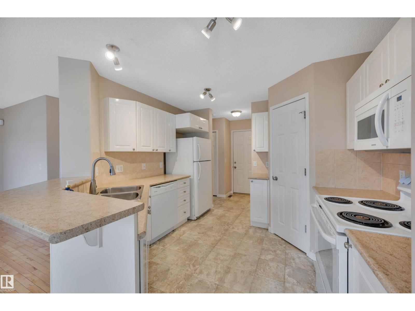 #54 155 Crocus Cr, Sherwood Park, Alberta  T8H 2M4 - Photo 15 - E4490030