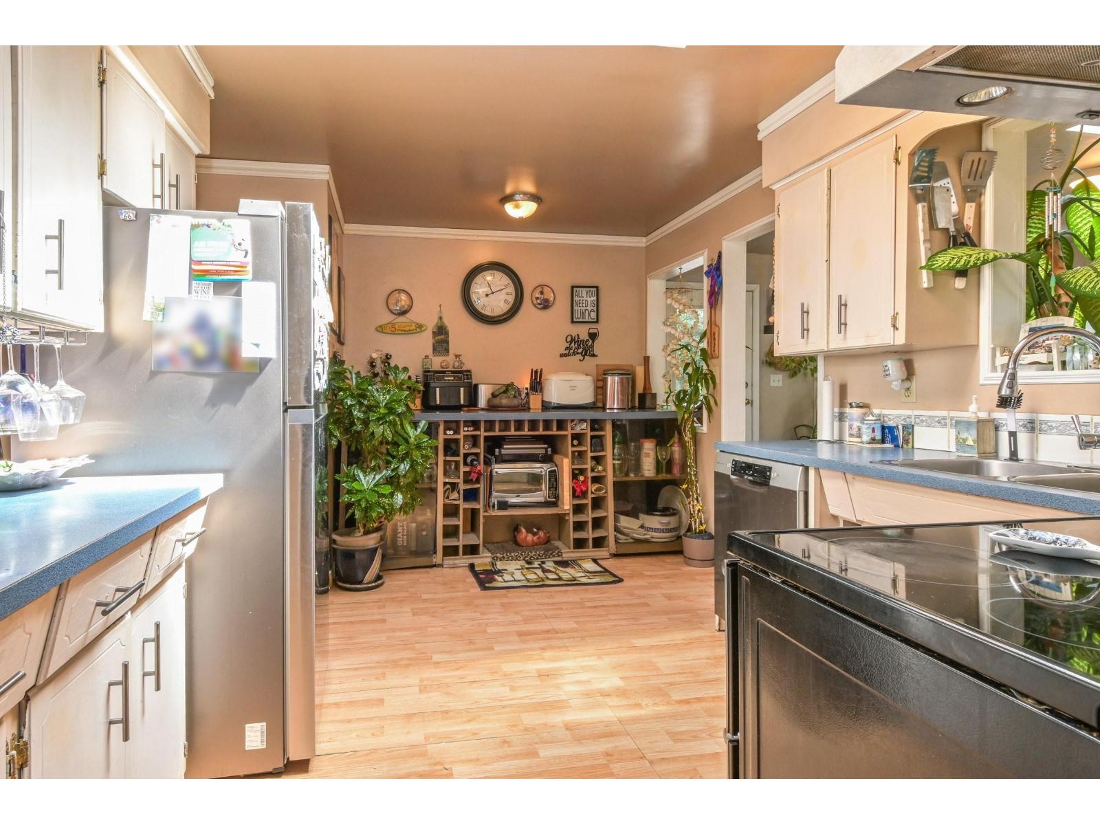 31868 Carlsrue Avenue, Abbotsford, British Columbia  V2T 2J6 - Photo 10 - R3127544