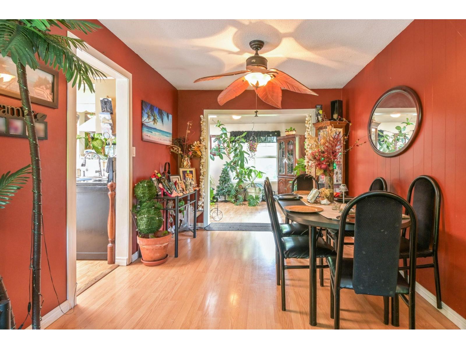 31868 Carlsrue Avenue, Abbotsford, British Columbia  V2T 2J6 - Photo 6 - R3127544