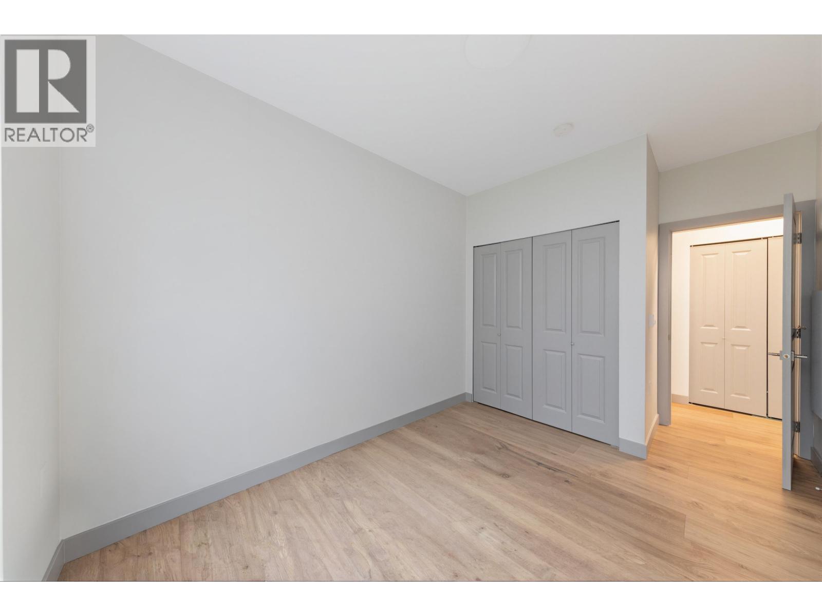 208 6968 Royal Oak Avenue, Burnaby, British Columbia  V5J 4J2 - Photo 6 - R3127802