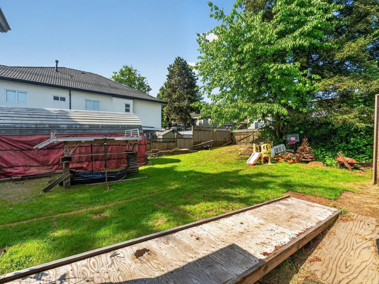 7747 127 Street, Surrey, British Columbia  V3W 4B1 - Photo 17 - R3127645