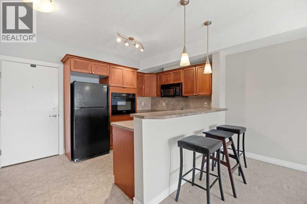 122, 60 Royal Oak Plaza NW, Calgary, Alberta  T3K 5Z1 - Photo 5 - A2299411
