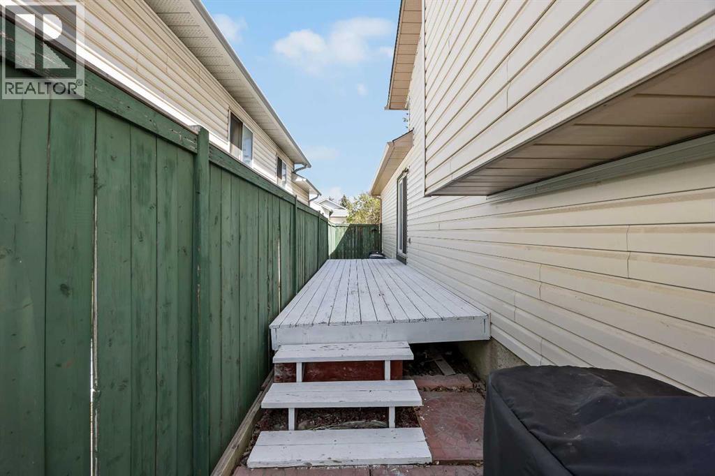 316 Coventry Close NE, Calgary, Alberta  T3K 4C5 - Photo 30 - A2306059