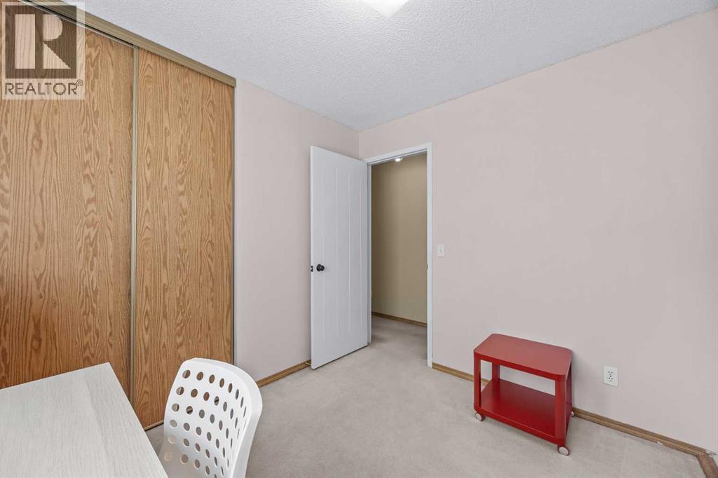 316 Coventry Close NE, Calgary, Alberta  T3K 4C5 - Photo 18 - A2306059
