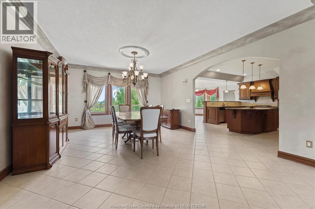 210 Mersea 3, Leamington, Ontario  N8H 3V5 - Photo 11 - 26012219