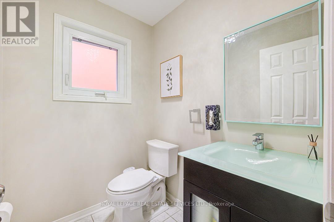 5726 Tayside Crescent, Mississauga, Ontario  L5M 5J4 - Photo 13 - W13174326