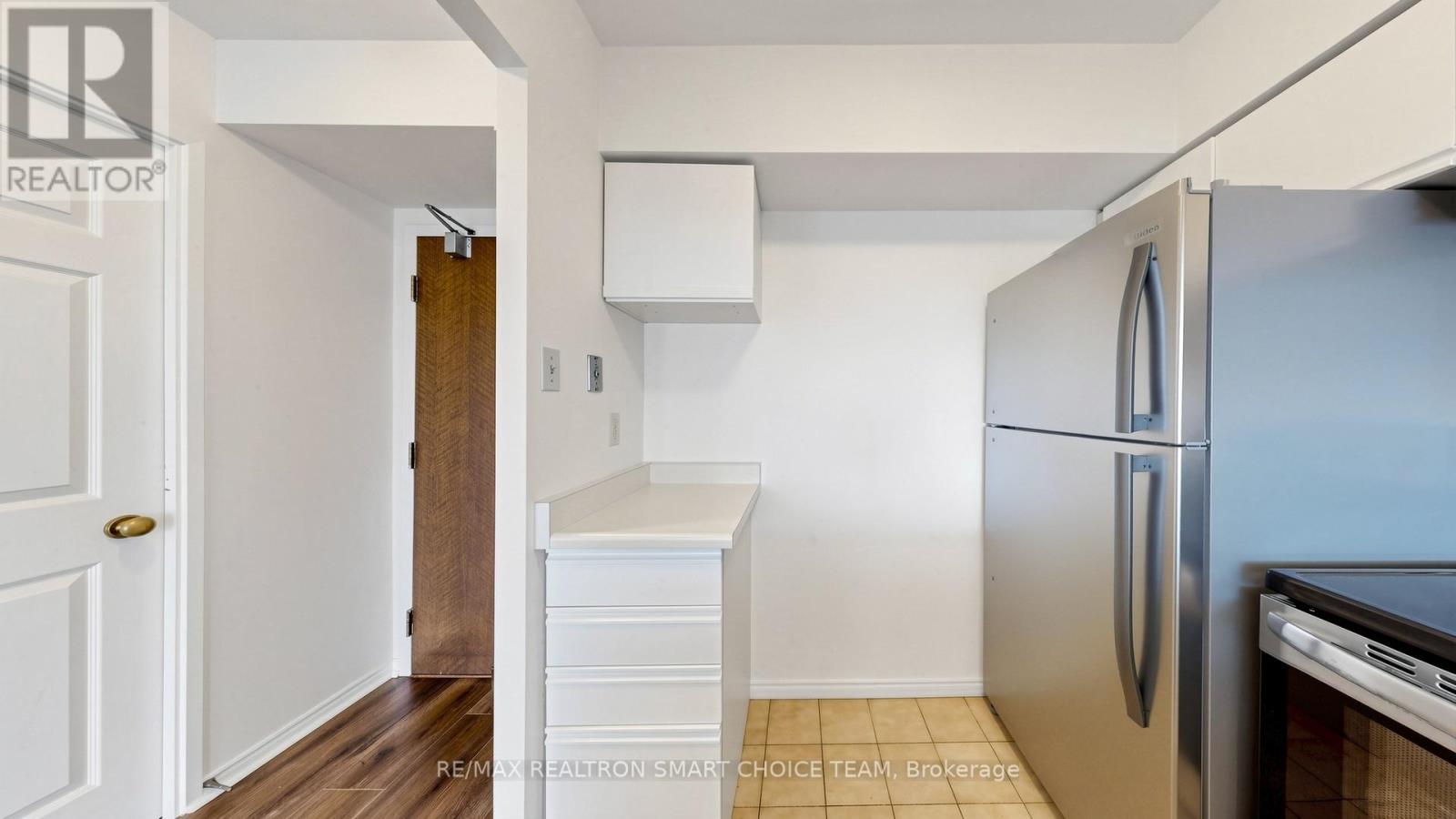 504 - 50 Kingsbridge Garden Circle, Mississauga, Ontario  L5R 1Y2 - Photo 19 - W13176492