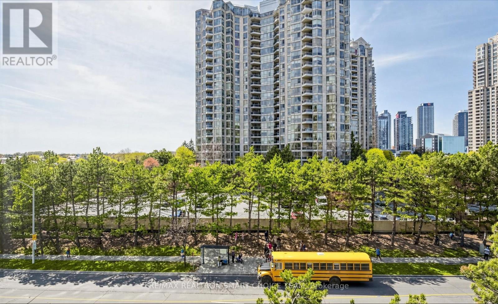 504 - 50 Kingsbridge Garden Circle, Mississauga, Ontario  L5R 1Y2 - Photo 32 - W13176492