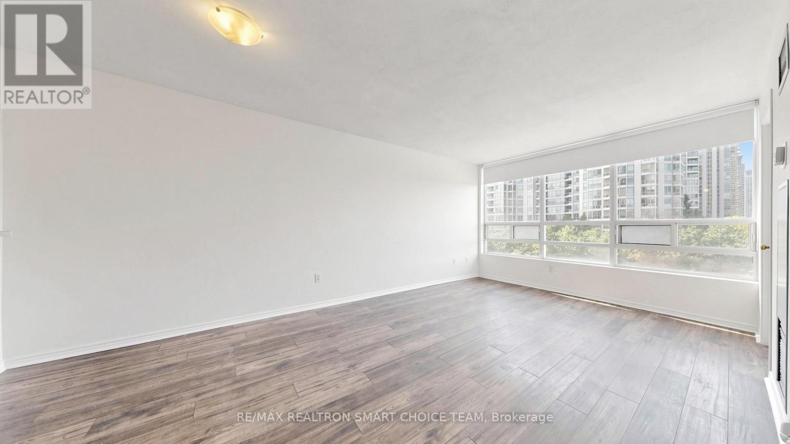 504 - 50 Kingsbridge Garden Circle, Mississauga, Ontario  L5R 1Y2 - Photo 9 - W13176492