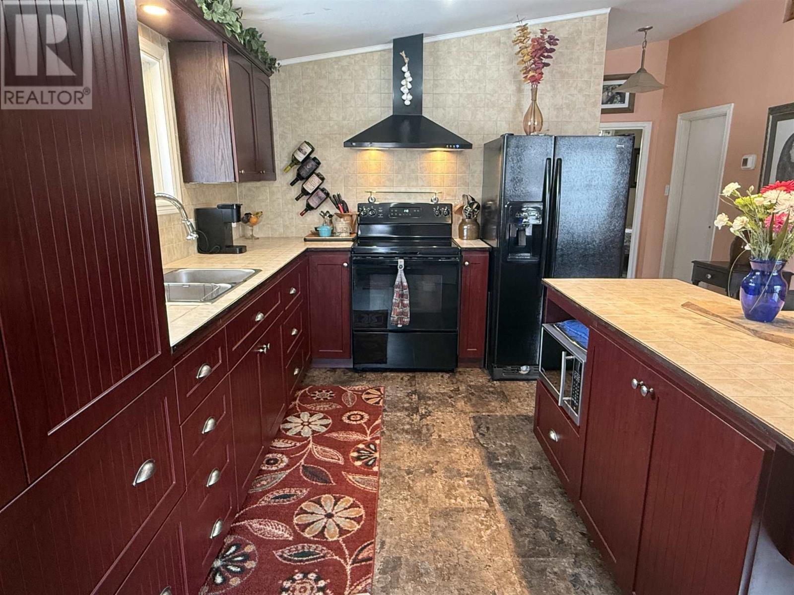 82b Axmith Ave, Elliot Lake, Ontario  P5A 1B8 - Photo 10 - SM261187