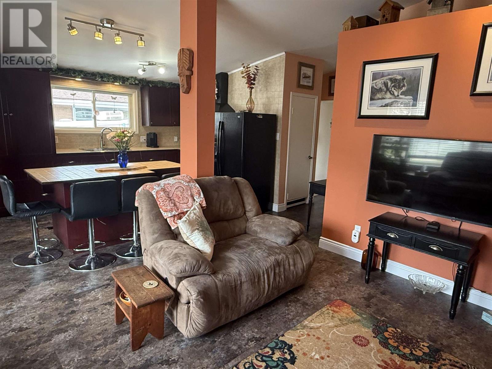 82b Axmith Ave, Elliot Lake, Ontario  P5A 1B8 - Photo 16 - SM261187