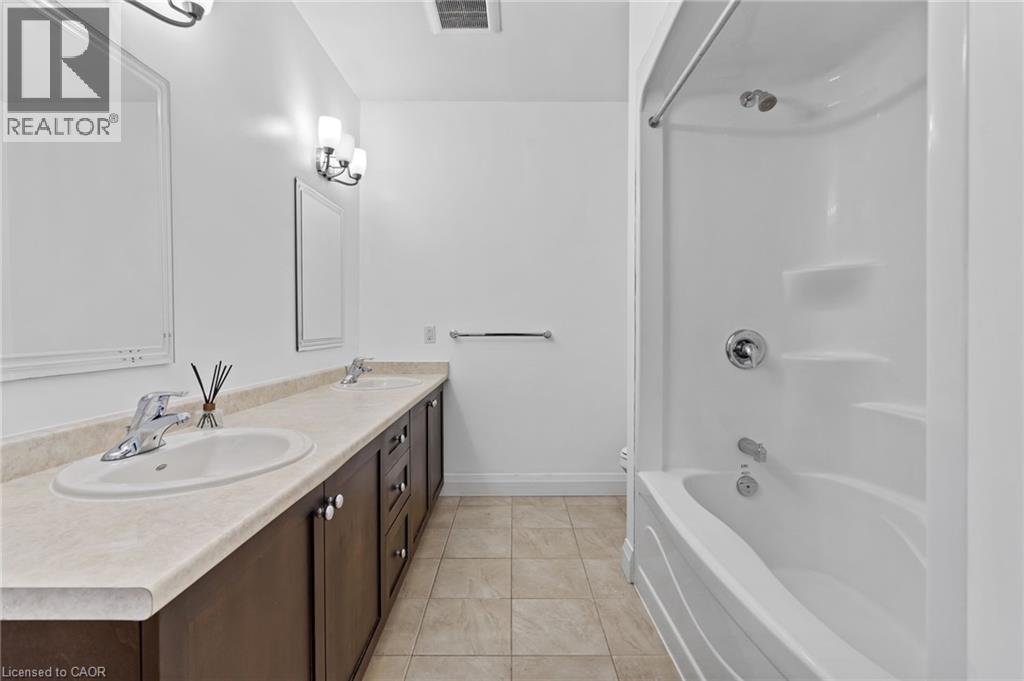 26 Wellington Street Unit# 402, St. Catharines, Ontario  L2R 5P8 - Photo 19 - 40831629