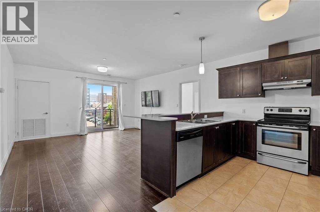 26 Wellington Street Unit# 402, St. Catharines, Ontario  L2R 5P8 - Photo 6 - 40831629