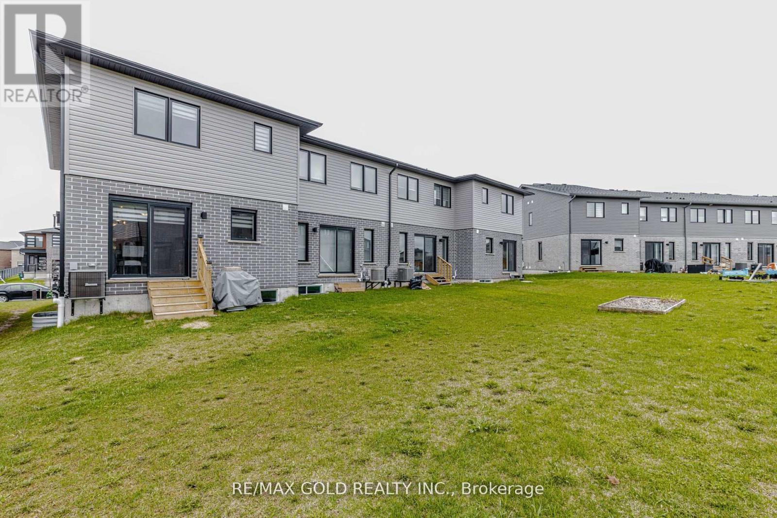 18 Wilkinson Avenue, Cambridge, Ontario  N1S 0C5 - Photo 47 - X13176486