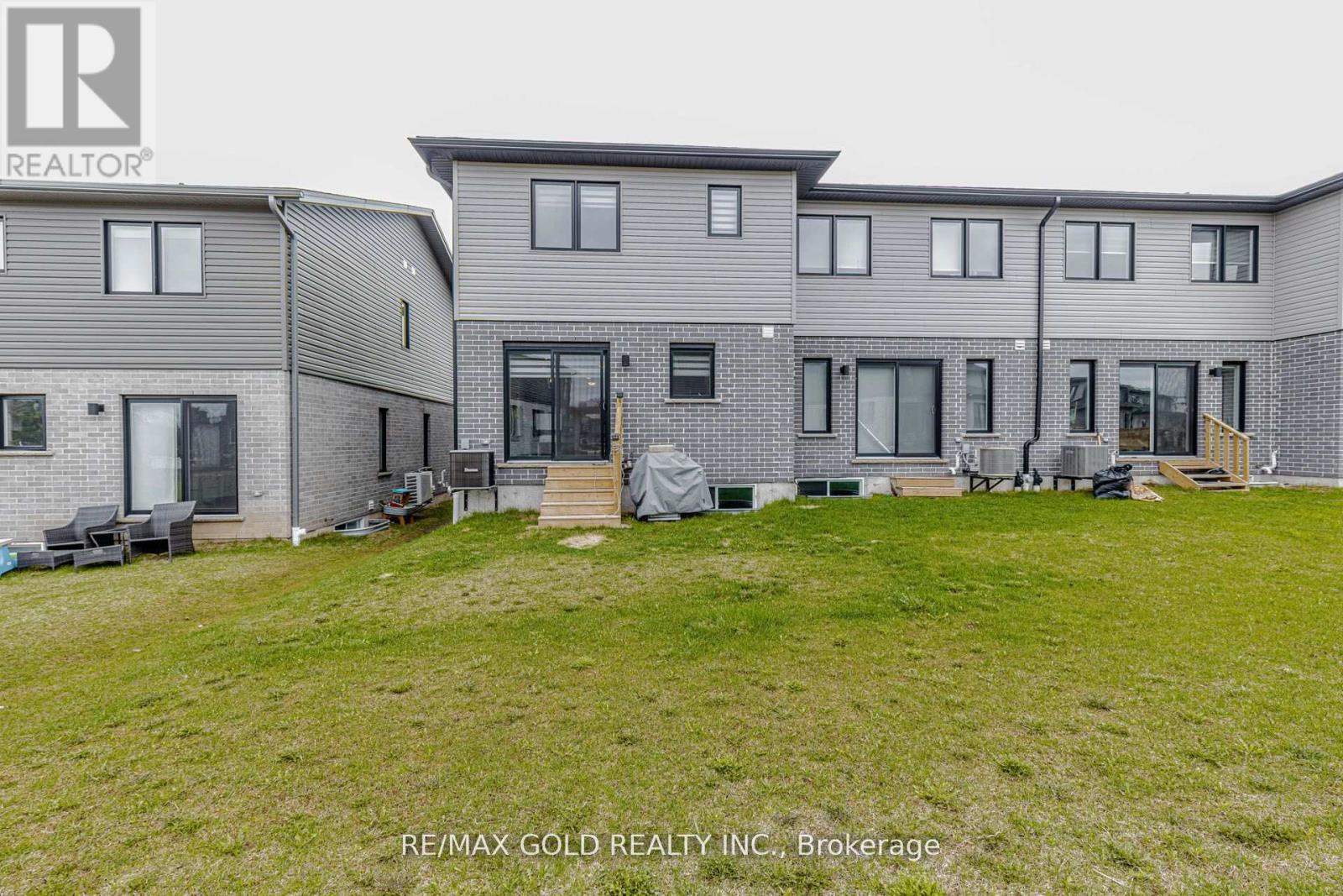 18 Wilkinson Avenue, Cambridge, Ontario  N1S 0C5 - Photo 48 - X13176486